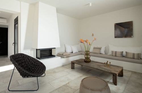 Skaleta Villa | Citrus Grove