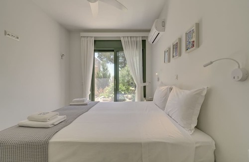 Plomari Villa | Ouzo Stone House 1, with private pool