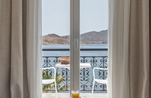 Grikos Hotel | Silver Beach