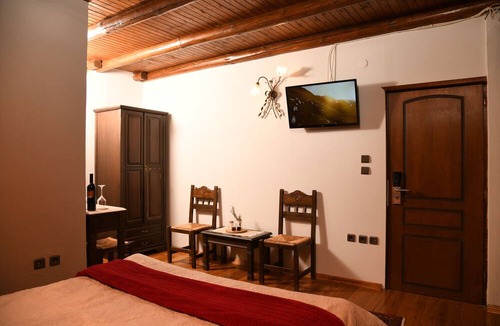 Aghios Athanasios Hotel | Archontiko Tarsouna