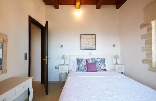 Margarites Villa | Peacefull Stone-Built Villa