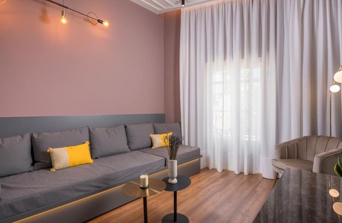 Old Town Hotel | Veneri Boutique Suites