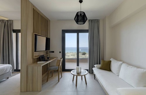 Hersonissos Centre Hotel | The Nest Resort