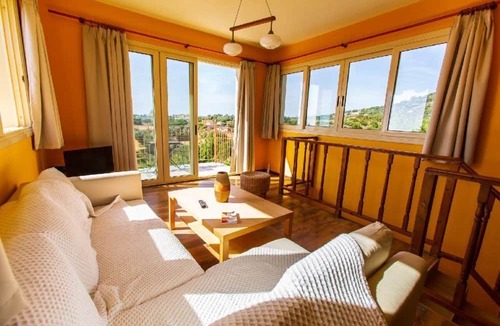 Skala Villa | 3 Queens Villas