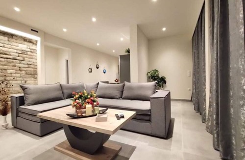 Roda Bed & Breakfast | Aqua Luxury Suites Roda