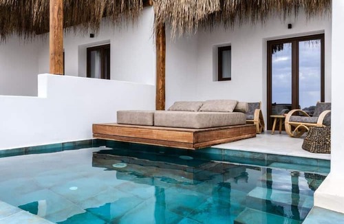 Plintri Hotel | Charisma Hotel and Wellness Suites
