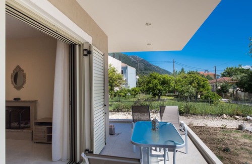 Nidri House | Bounatsa Studios & Apartments