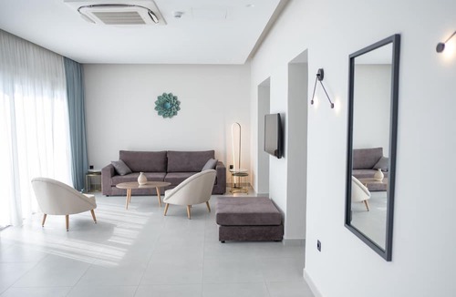 Loutraki-Agioi Theodoroi Hotel | Pefkaki Boutique Hotel Loutraki