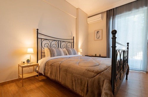 Spata-Artemida House | Athens Airport Loft