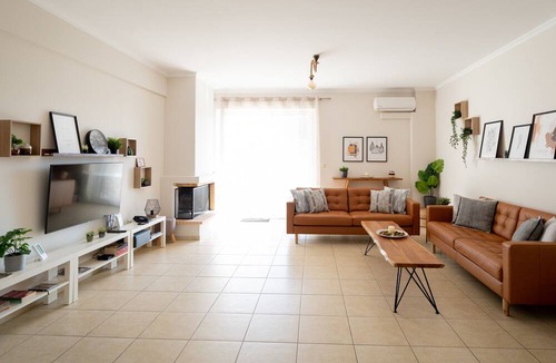 Spata-Artemida House | Athens Airport Loft