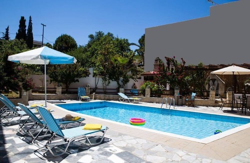 Roussospiti Villa | Amarandos Villa
