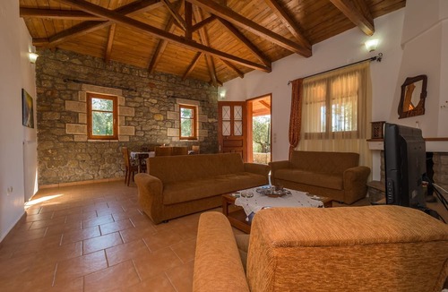 Riglia House | Secluded Villas with Private Pools - Villa 2 - Elia Villas