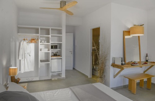 Kateleios Hotel | Olivemare