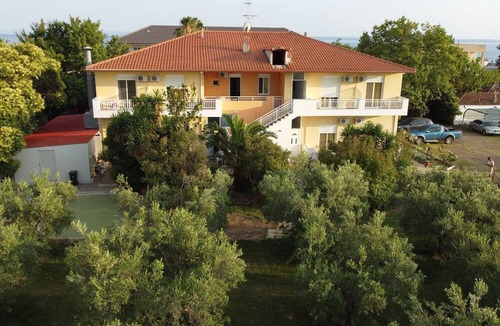 Gerakini Hotel | Estelle