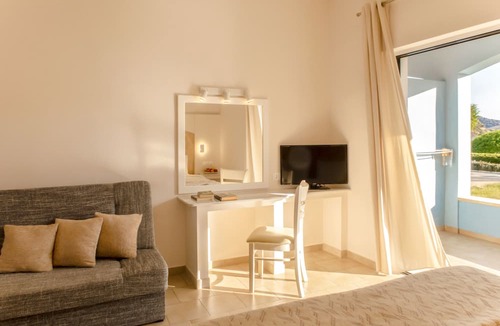 Alinda Apartment | Marilen