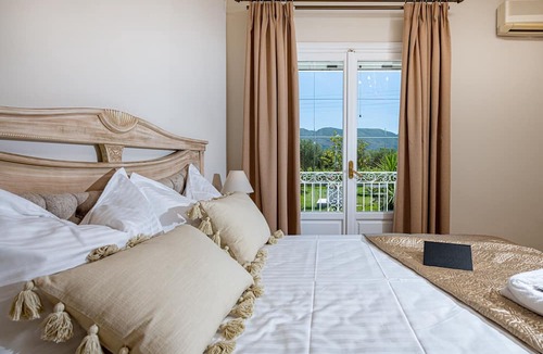 Ayios Kirikos Villa | Aigli Villa