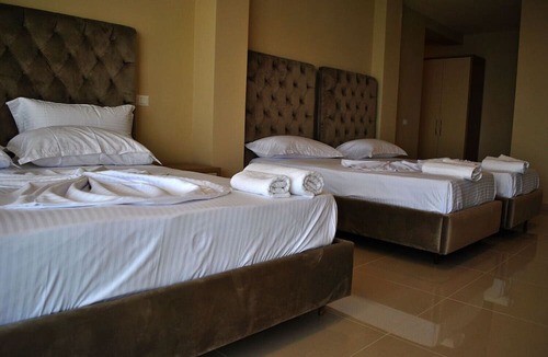Shengjin Hotel | Hotel Frojd