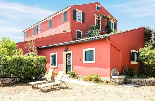 Paleokastritsa Apartment | Spacious Apartment in Paleokastrites