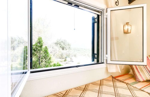 Paleokastritsa Apartment | Spacious Apartment in Paleokastrites