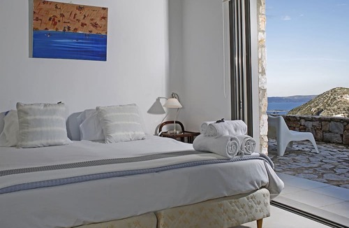 Marathon Villa | Sea View Maisonette Schinias