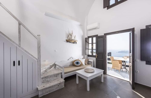 Imerovigli Hotel | Caldera Memories