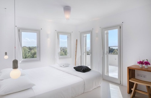 Santa Maria House | Seven Santa Maria Paros Boutique Hotel