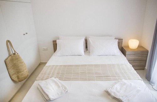 Skiathos Town Apartment | Iridanos Apartments