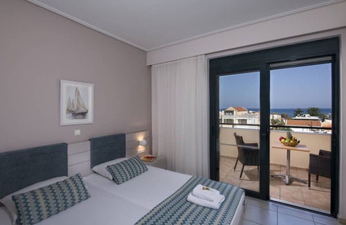 Kato Stalos Hotel | Creta Palm Hotel