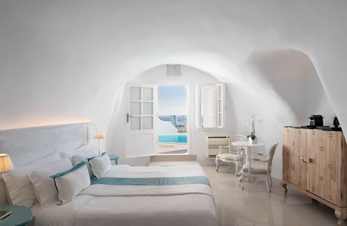 Oia Hotel | Katikies Santorini – Gea House – The Leading Hotels of the World