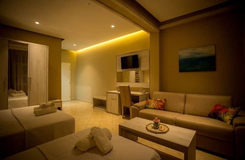 Velipoje Hotel | Hotel Valz