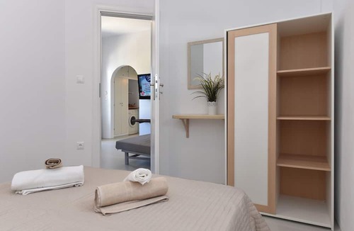Parikia Apartment | Vagia Calm House