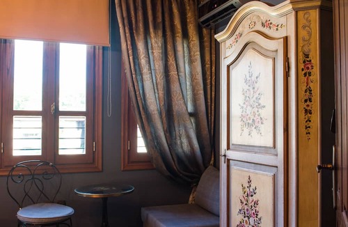 Veroia Hotel | Kokkino Spiti Boutique Hotel