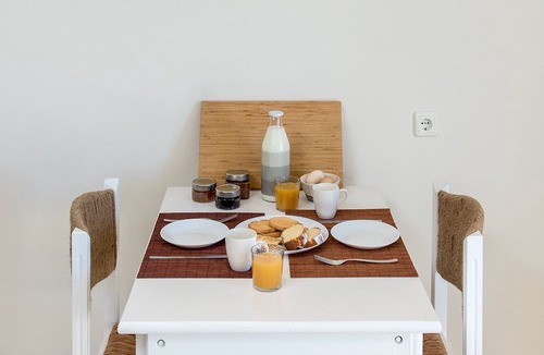 Galatas House | Kanso Rooms