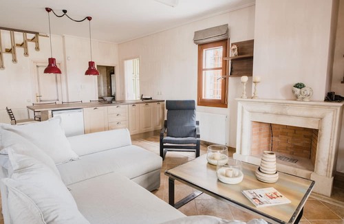 Dorida Villa | Villa "MARGO" at Skaloma, Nafpaktos