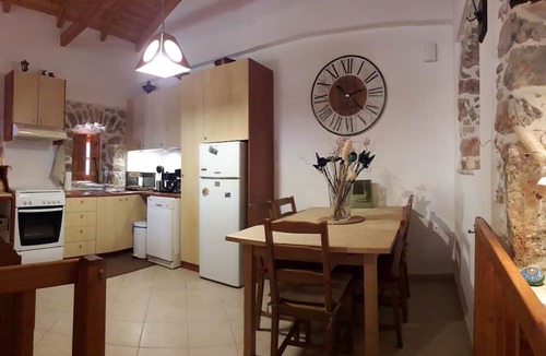 Livadi House | Theodora's Guest House - Tyros, East Peloponnese (Τυρός)