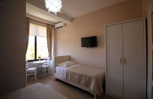 Berat Hotel | Hotel Orestiada