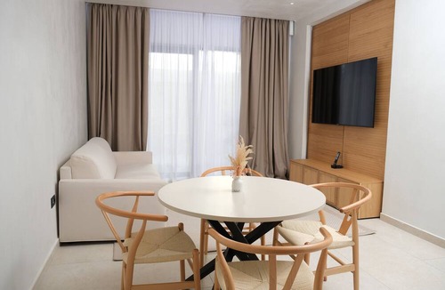 Dhermi Hotel | Drymades Inn Resort