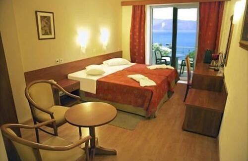Selianitika Hotel | Hotel Kiani Akti