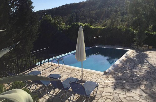 Katokhorion Villa | Villa Lemonia, secluded hillside location above Vlicho Bay