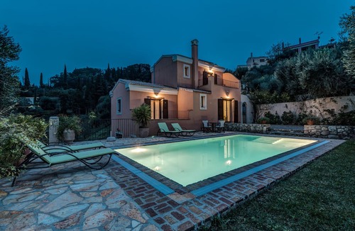 Kavvadades Villa | Mastrogiannis Villa Levanda