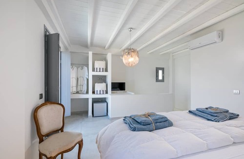 Antiparos Villa | On The Rocks Antiparos