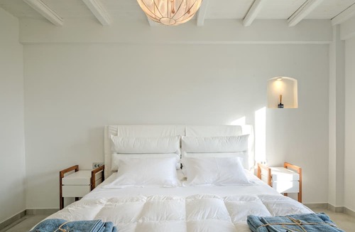 Antiparos Villa | On The Rocks Antiparos