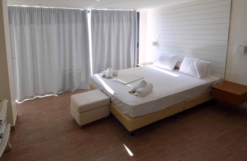 Molos-Agios Konstantinos Villa | Villa Niriis two bedroom villa