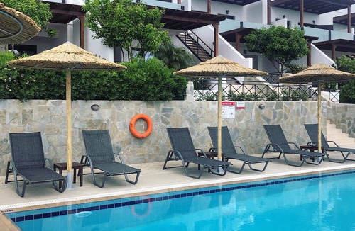 Gennadi Hotel | Southern Dreams Apartments