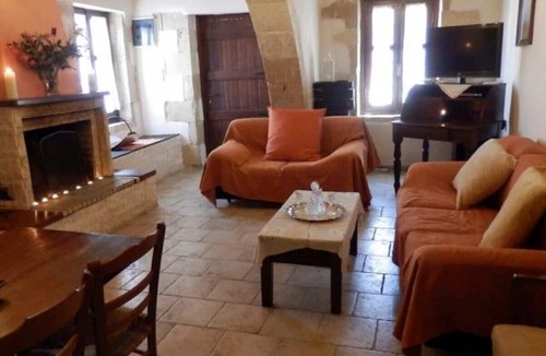 Latziana Villa | Traditional Stone Villa with Private Pool and AC, near to beautiful Beaches!