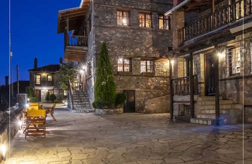 Aghios Athanasios Hotel | Rouga Mountain Boutique Suites & Spa