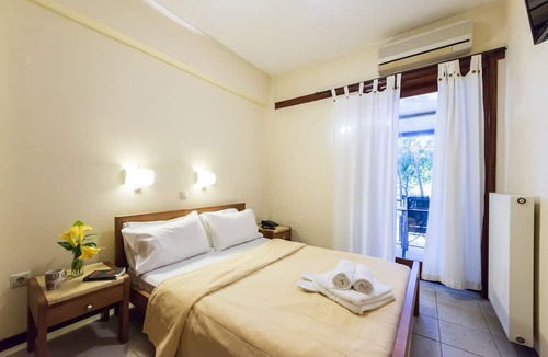 Agios Andreas Hotel | Akroyali Hotel & Villas