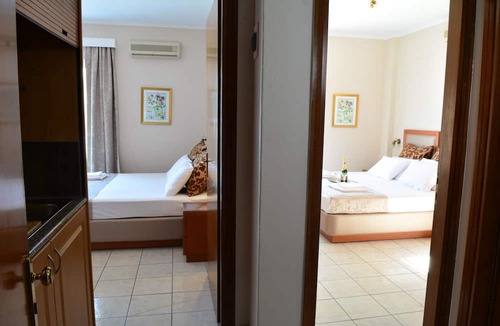 Olymbiaki Akti Hotel | Hotel Hermes