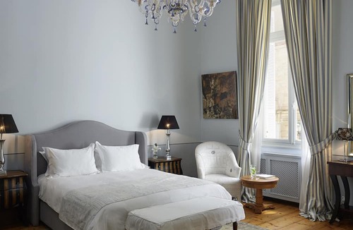 Ermoupoli Hotel | Hotel Ploes