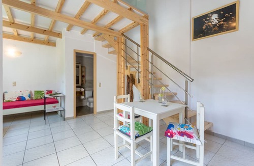 Hersonissos Centre House | Happiness Apartments